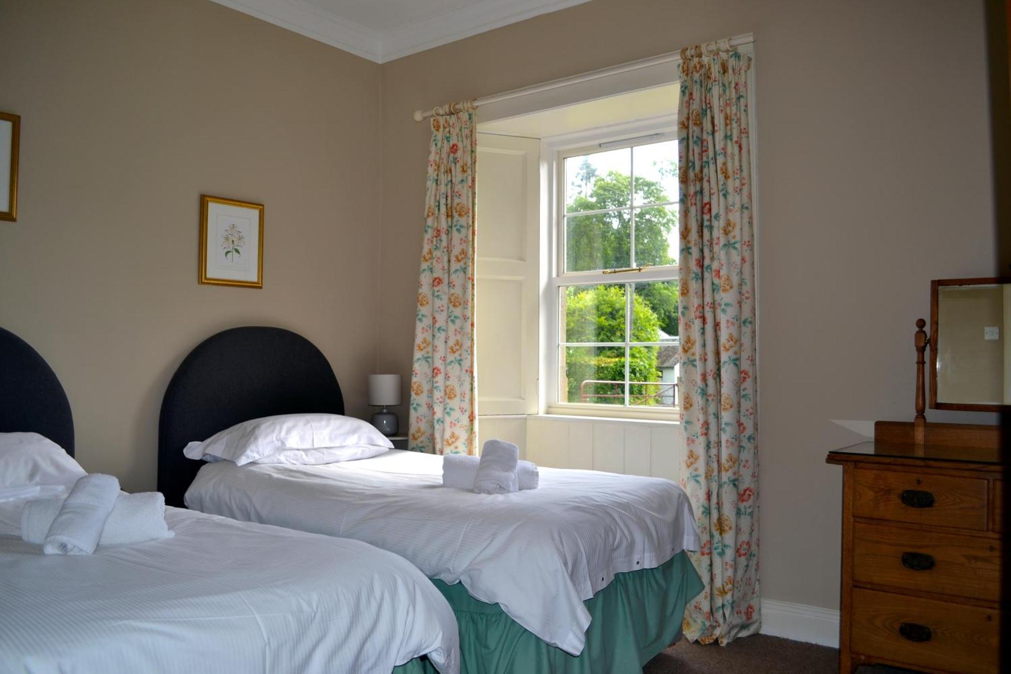 Cardross Holiday Cottages Arnprior Exteriör bild